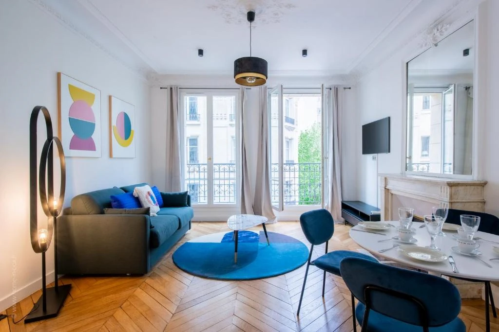 HotelHome Paris 16